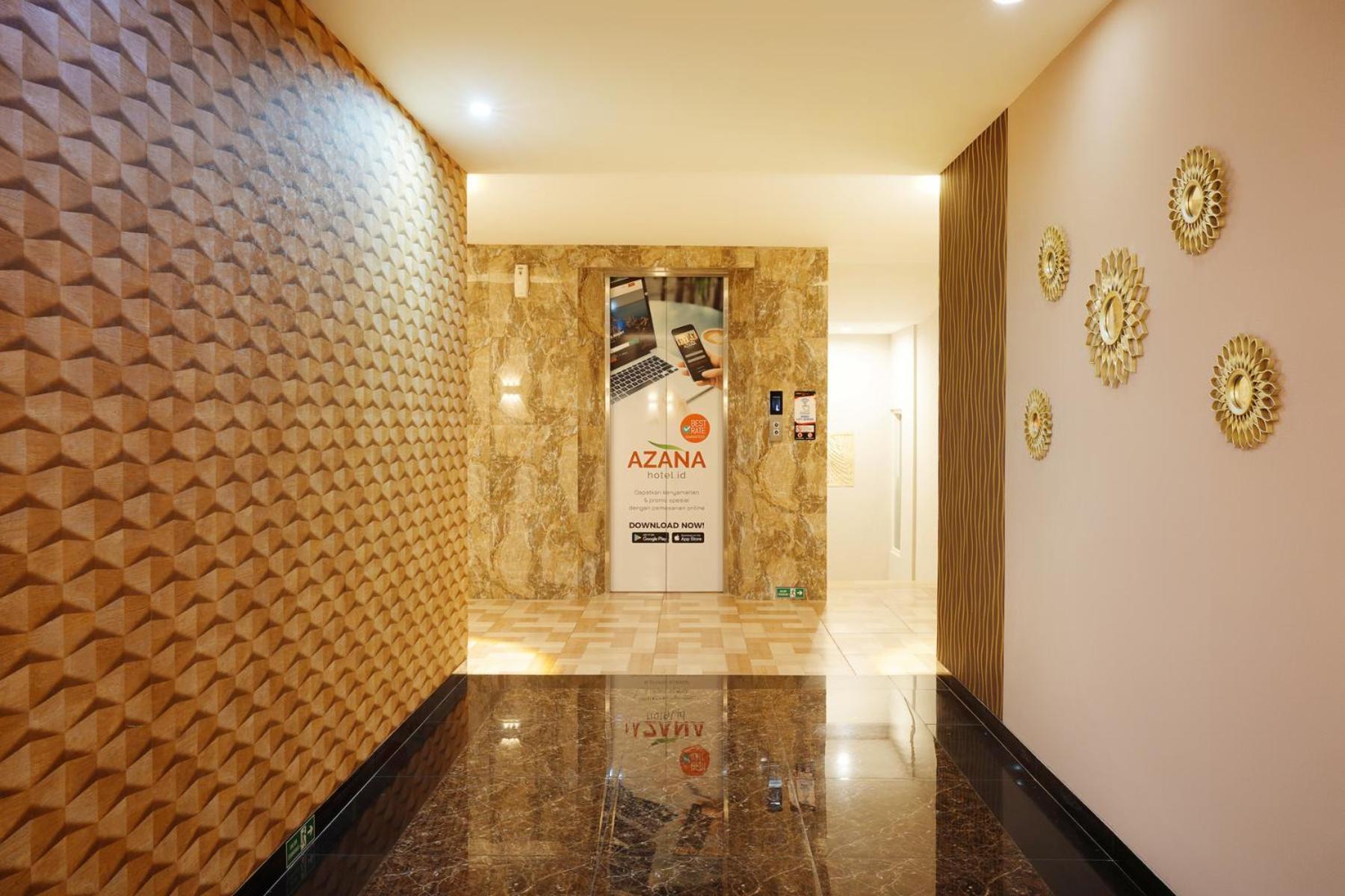 Front One Hotel Sragen Buitenkant foto